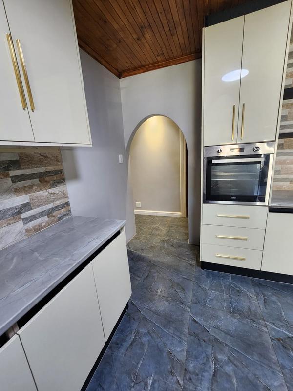 5 Bedroom Property for Sale in Malabar Eastern Cape